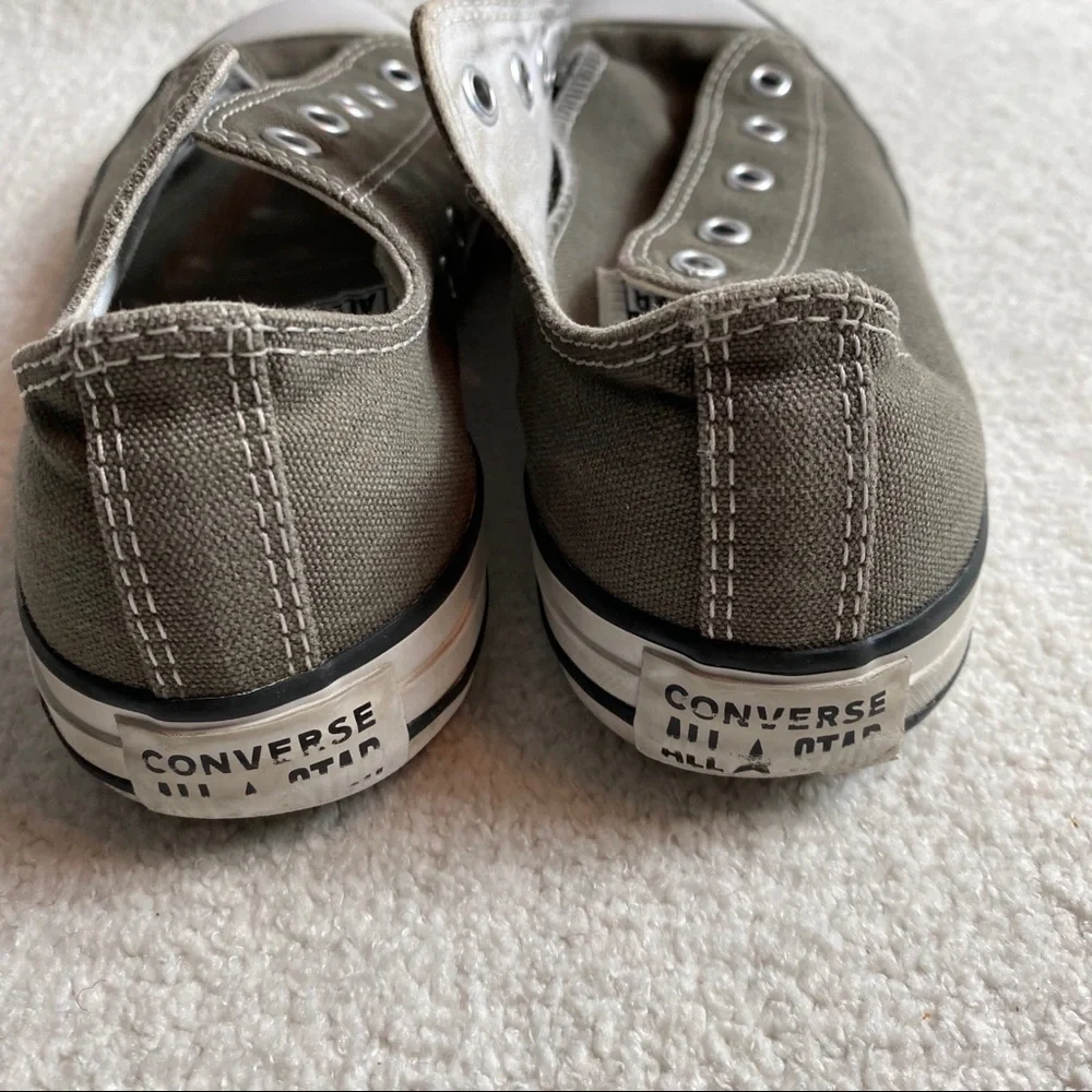 Converse all star shoes size 3